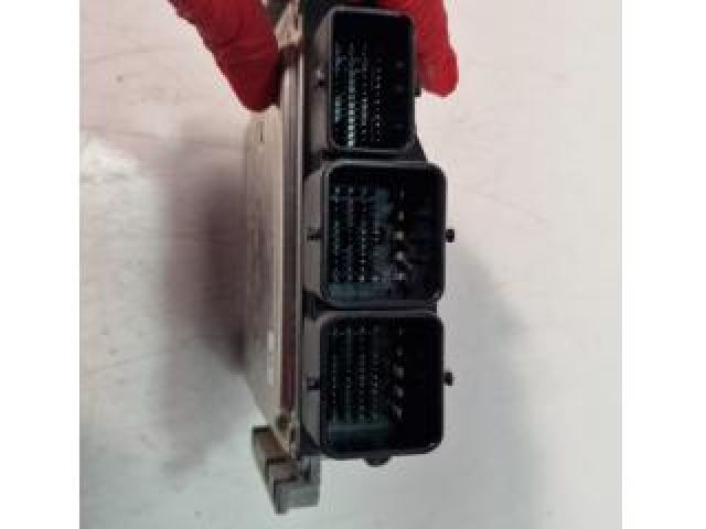 bontott FORD MONDEO V Motorvezérlő