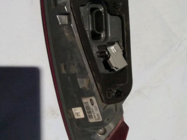 bontott FORD MONDEO V Bal Belső Hátsó Lámpa