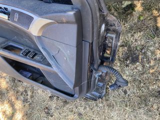 bontott FORD MONDEO V Bal első Ajtó (Részeivel)