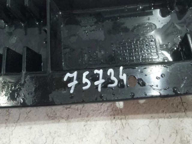 bontott FORD MONDEO V Bal Fényszóró Tartó