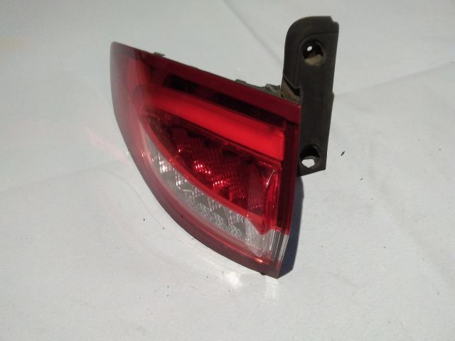bontott FORD MONDEO V Bal Hátsó Lámpa