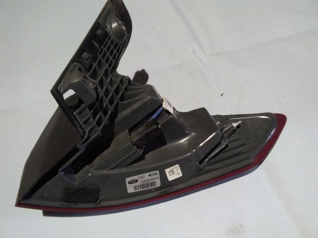 bontott FORD MONDEO V Bal Hátsó Lámpa