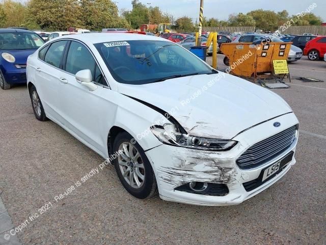 bontott FORD MONDEO V Bal hátsó Sárvédő