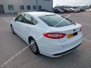 bontott FORD MONDEO V Bal hátsó Sárvédő