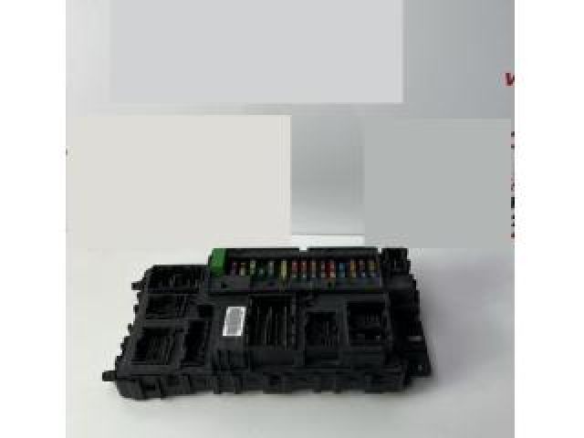 bontott FORD MONDEO V Biztosítéktábla Utastér