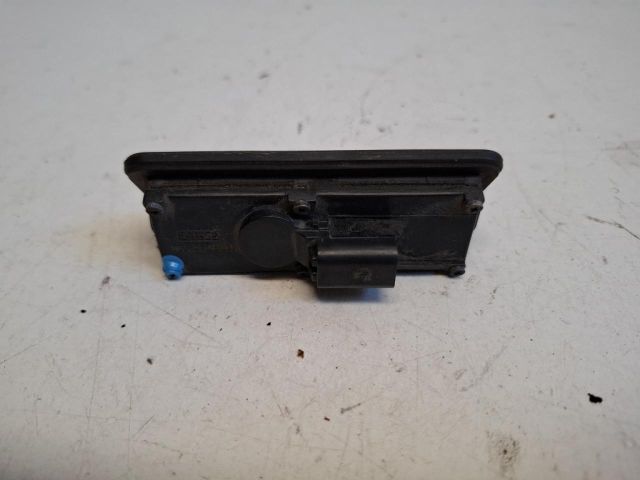 bontott FORD MONDEO V Csomagtérajtó Kilincs