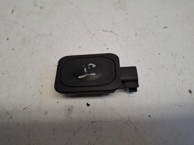 bontott FORD MONDEO V Csomagtérajtó Kilincs