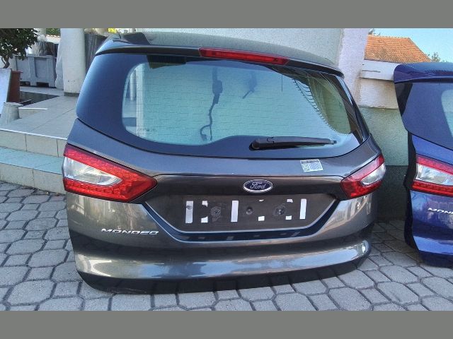 bontott FORD MONDEO V Csomagtérajtó (Részeivel)