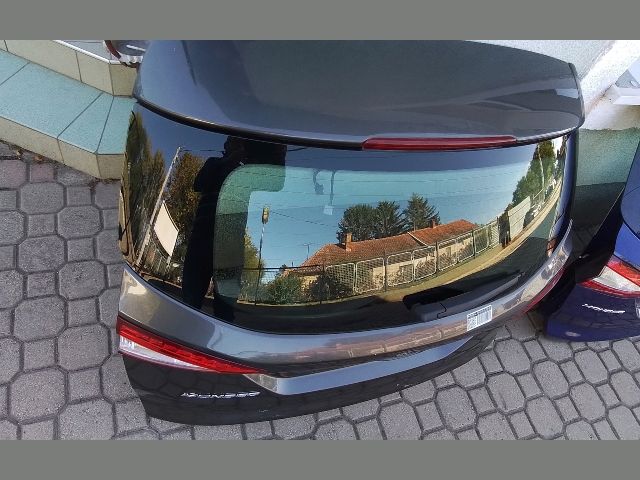 bontott FORD MONDEO V Csomagtérajtó (Részeivel)