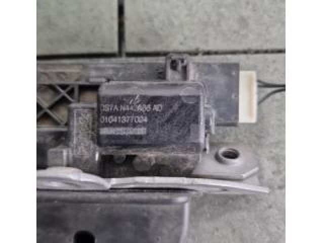 bontott FORD MONDEO V Csomagtérajtó Zárszerkezet