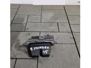 bontott FORD MONDEO V Csomagtérajtó Zárszerkezet