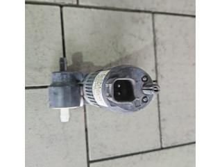 bontott FORD MONDEO V Első Ablakmosó Szivattyú