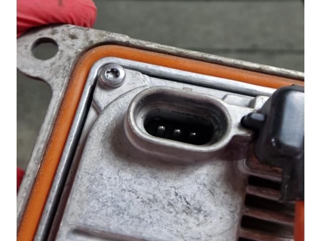 bontott FORD MONDEO V Fényszóró Elektronika