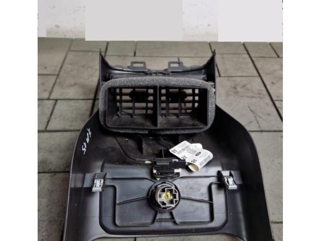 bontott FORD MONDEO V Hátsó középső Szellőző