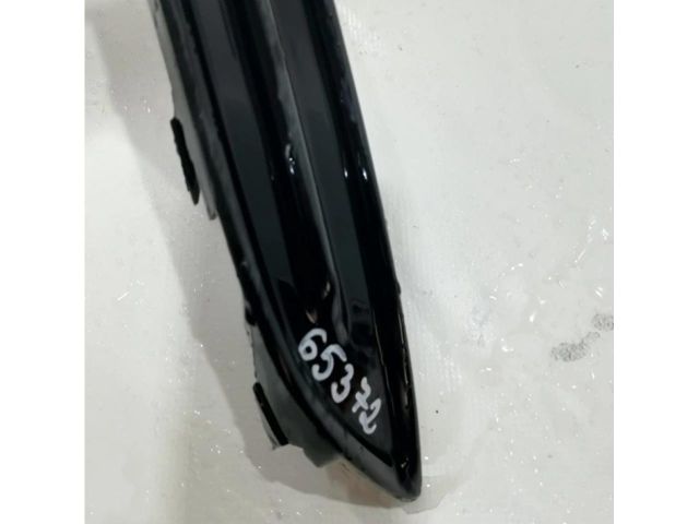 bontott FORD MONDEO V Hátsó Lökhárító Díszléc