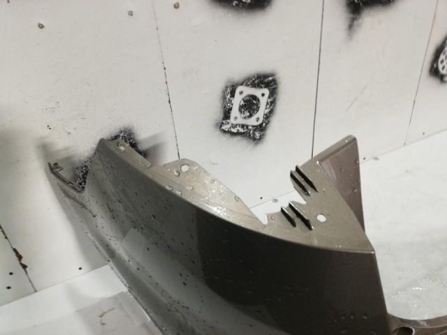 bontott FORD MONDEO V Hátsó Lökhárító (Üresen)