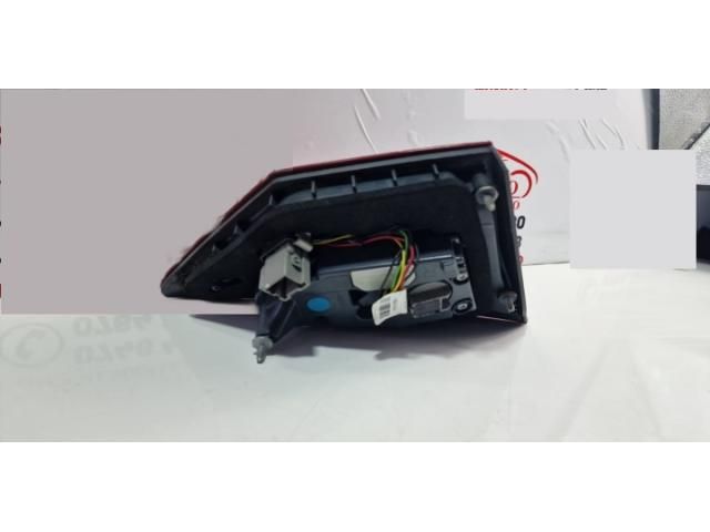 bontott FORD MONDEO V Jobb Belső Hátsó Lámpa