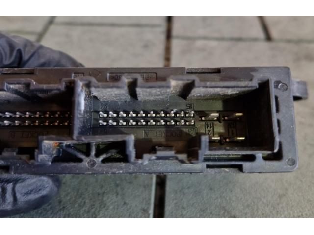 bontott FORD MONDEO V Jobb első Ajtó Vezérlőegység