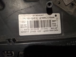 bontott FORD MONDEO V Jobb Fényszóró