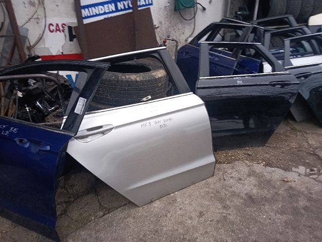 bontott FORD MONDEO V Jobb hátsó Ajtó (Részeivel)