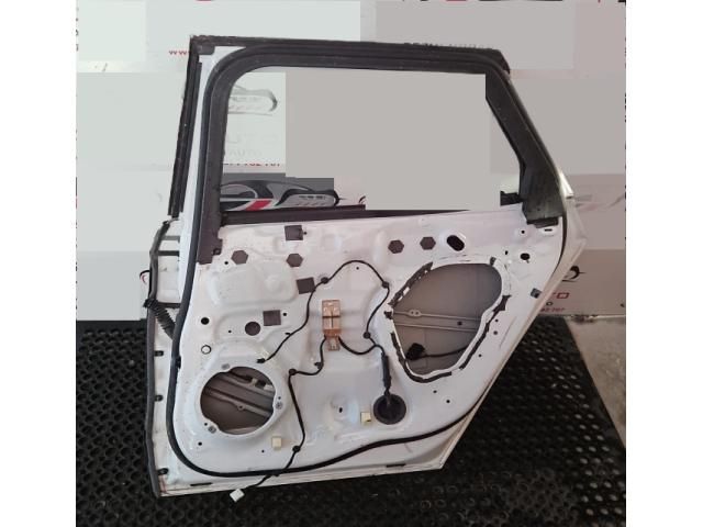 bontott FORD MONDEO V Jobb hátsó Ajtó (Üres lemez)