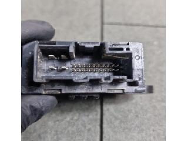 bontott FORD MONDEO V Jobb hátsó Ajtó Vezérlőegység