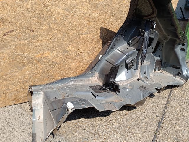 bontott FORD MONDEO V Jobb hátsó Sárvédő