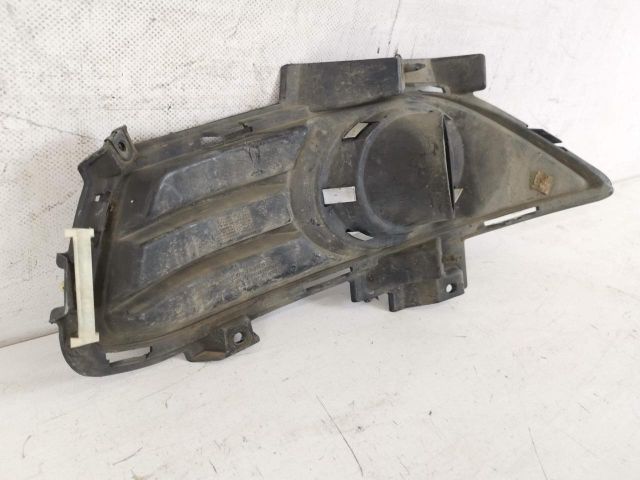 bontott FORD MONDEO V Jobb Ködlámpa Rács