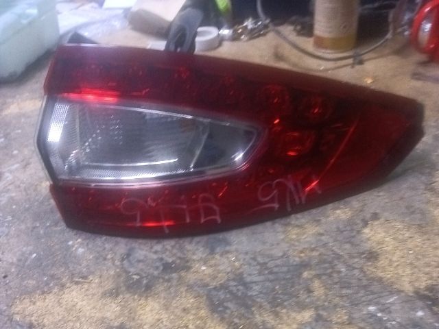 bontott FORD MONDEO V Jobb Külső Hátsó Lámpa