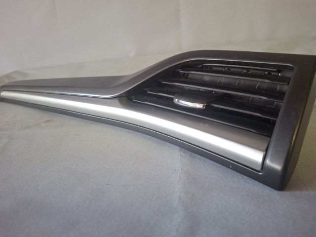 bontott FORD MONDEO V Jobb Szellőző