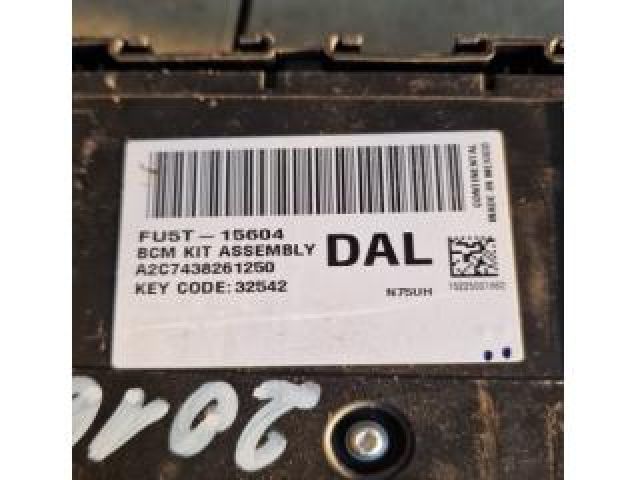 bontott FORD MONDEO V Komfort Elektronika