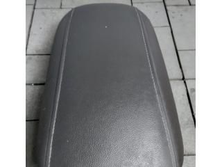 bontott FORD MONDEO V Könyöklő