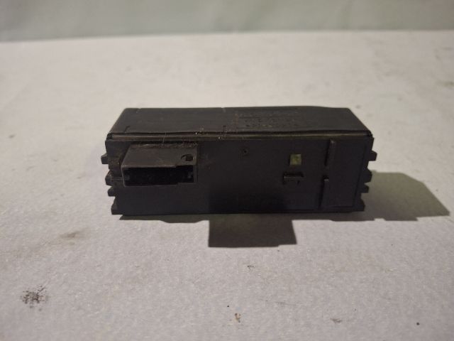 bontott FORD MONDEO V Kulcs Nélküli Nyitás Jeladó