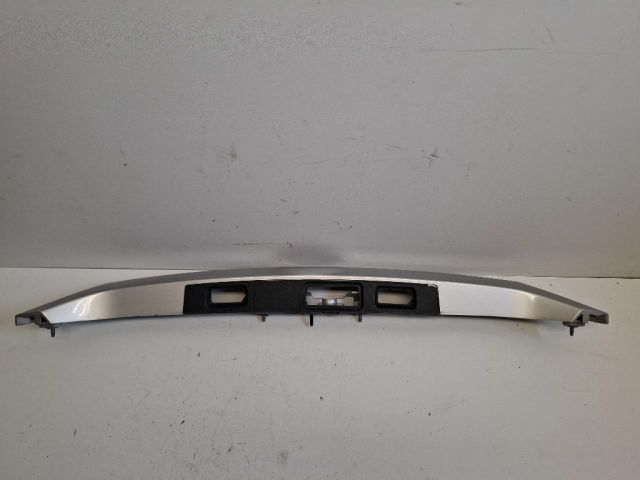 bontott FORD MONDEO V Rendszámtábla Világítás Keret