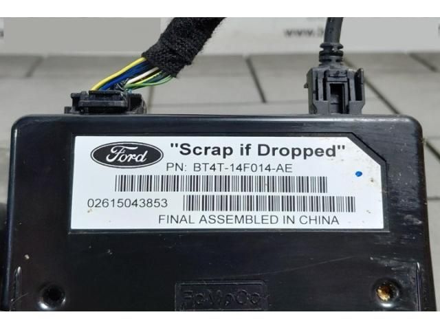 bontott FORD MONDEO V USB HUB