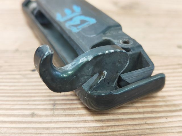 bontott FORD ORION Bal első Külső Kilincs