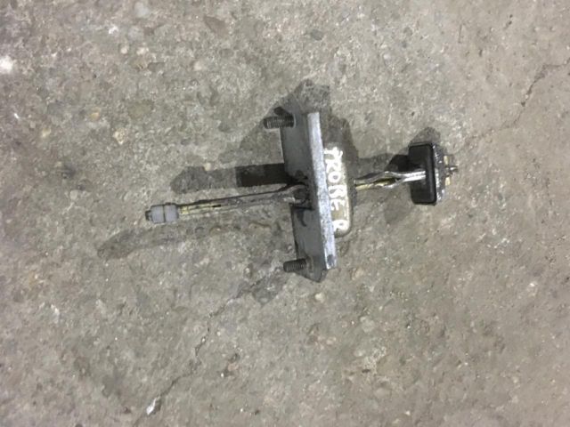 bontott FORD PROBE Jobb első Ajtóhatároló