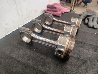 bontott FORD PUMA Dugattyú