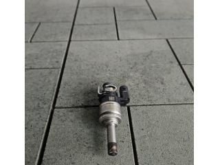 bontott FORD PUMA Porlasztó (1 db)