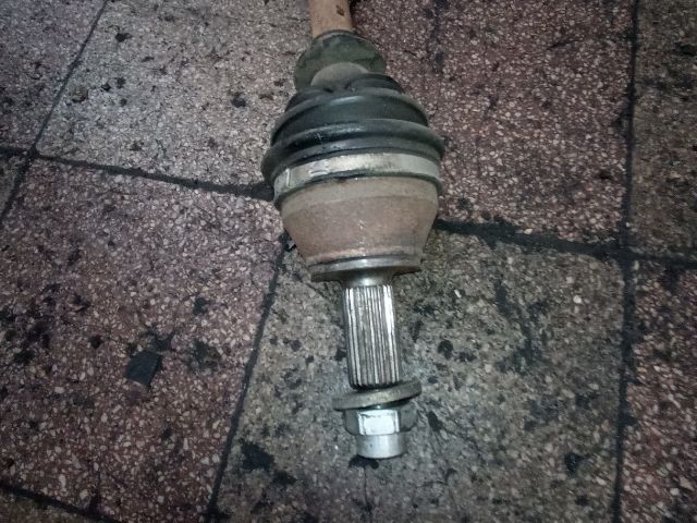 bontott FORD PUMA Bal Féltengely