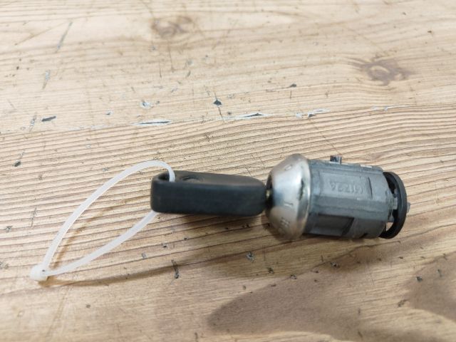 bontott FORD PUMA Gyújtáskapcsoló