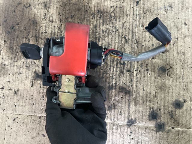 bontott FORD PUMA Gyújtáskapcsoló