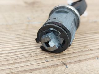 bontott FORD PUMA Gyújtáskapcsoló