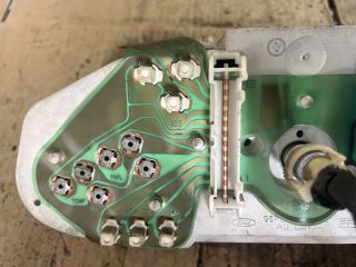 bontott FORD PUMA Kilométeróra