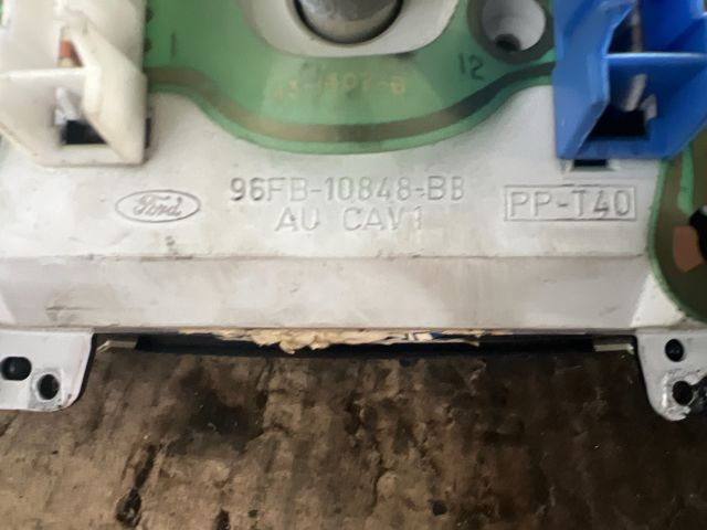 bontott FORD PUMA Kilométeróra