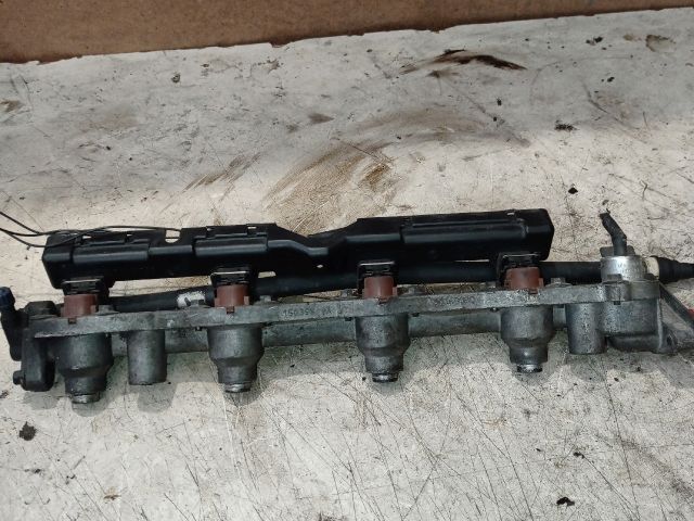 bontott FORD PUMA Porlasztó (1 db)