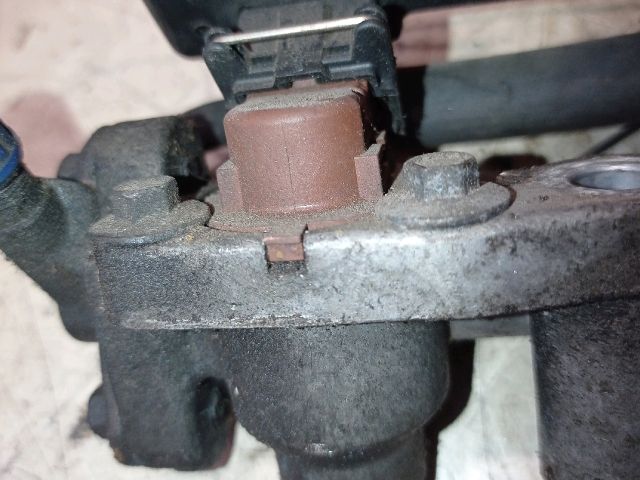 bontott FORD PUMA Porlasztó (1 db)