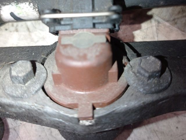 bontott FORD PUMA Porlasztó (1 db)