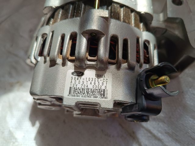 bontott FORD PUMA Generátor