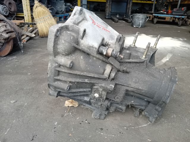 bontott FORD PUMA Váltó (Mechanikus)